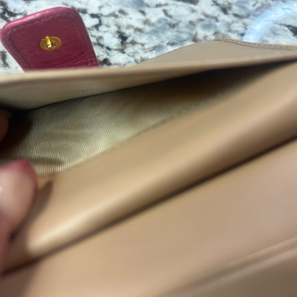 Prada Fuchsia Leather Wallet with Gold Logo - Picture 3 of 16